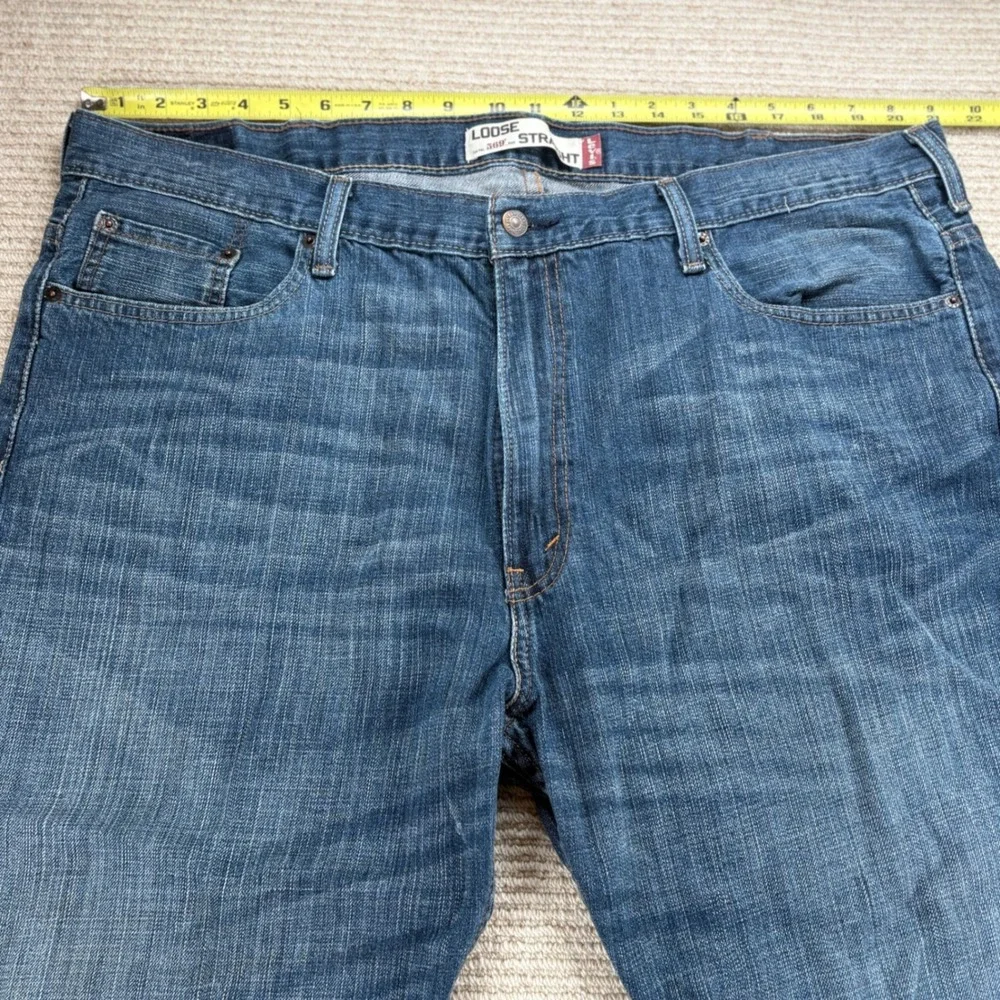 Levi's 569 Loose Straight Jeans Mens 42x30 Tag 42x28 Actual Med Wash Blue Denim